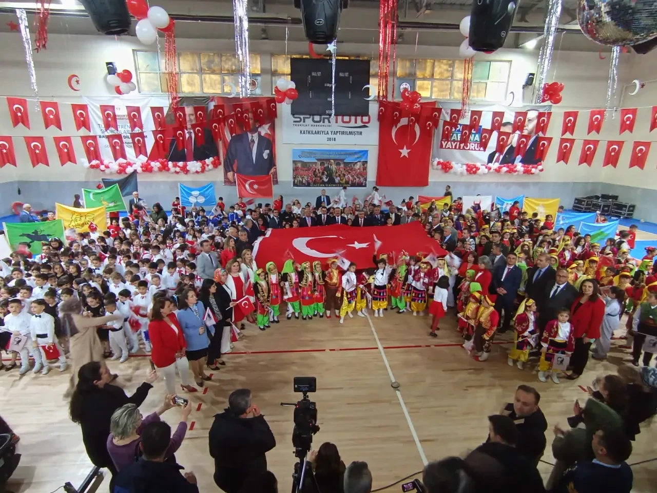 Merzifon’da 23 Nisan Coşkusu: Çocuklar Bayramı Doyasıya Kutladı! 7