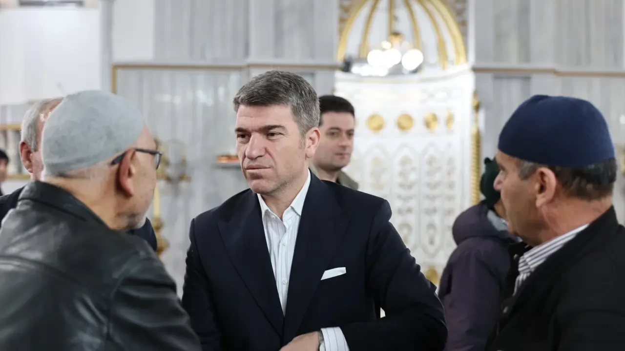 VALİ ÖNDER BAKAN MERZİFON’DA VATANDAŞLA BULUŞTU 3