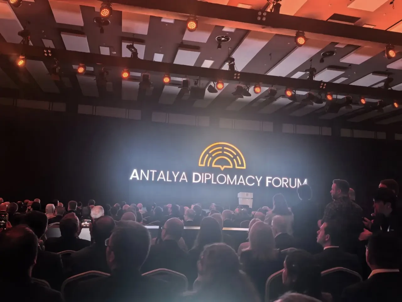 Çilez: “Dünya Diplomasiye Muhtaç” 4