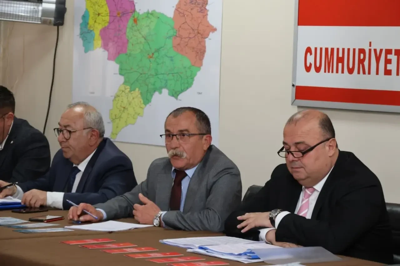 Merzifon CHP Meclis Öncesi Toplandı 5