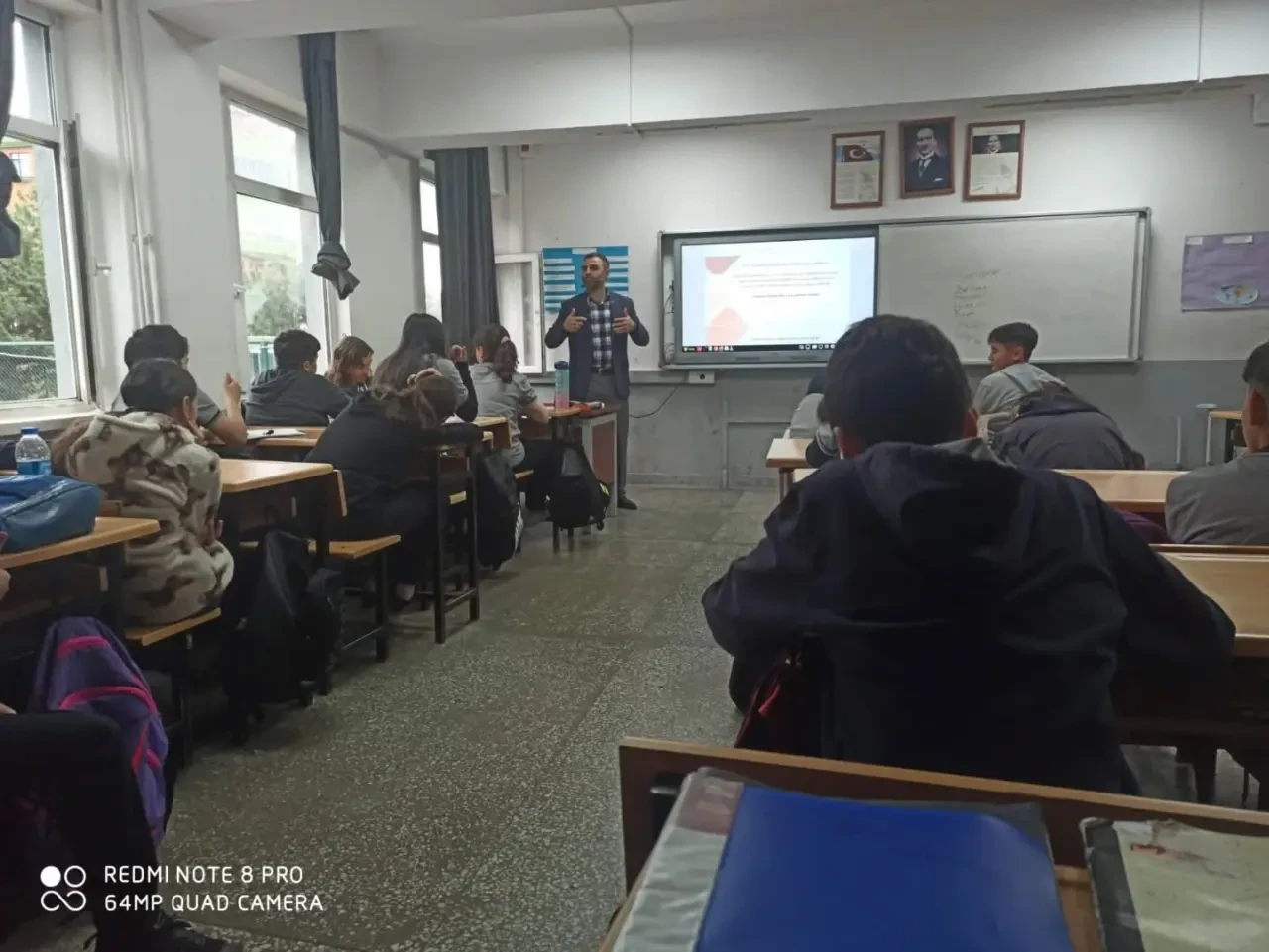 Merzifon’da Gençlere “Tüketim Çılgınlığı ve İsraf” Konferansı 6