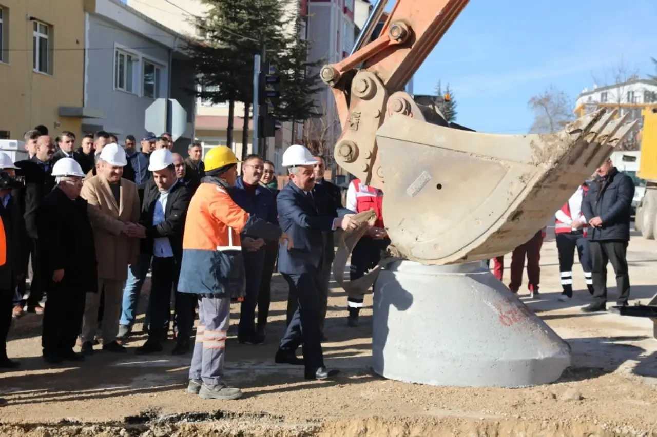 Merzifon’un Altyapı Projesi Türkiye’ye Örnek Oldu 5