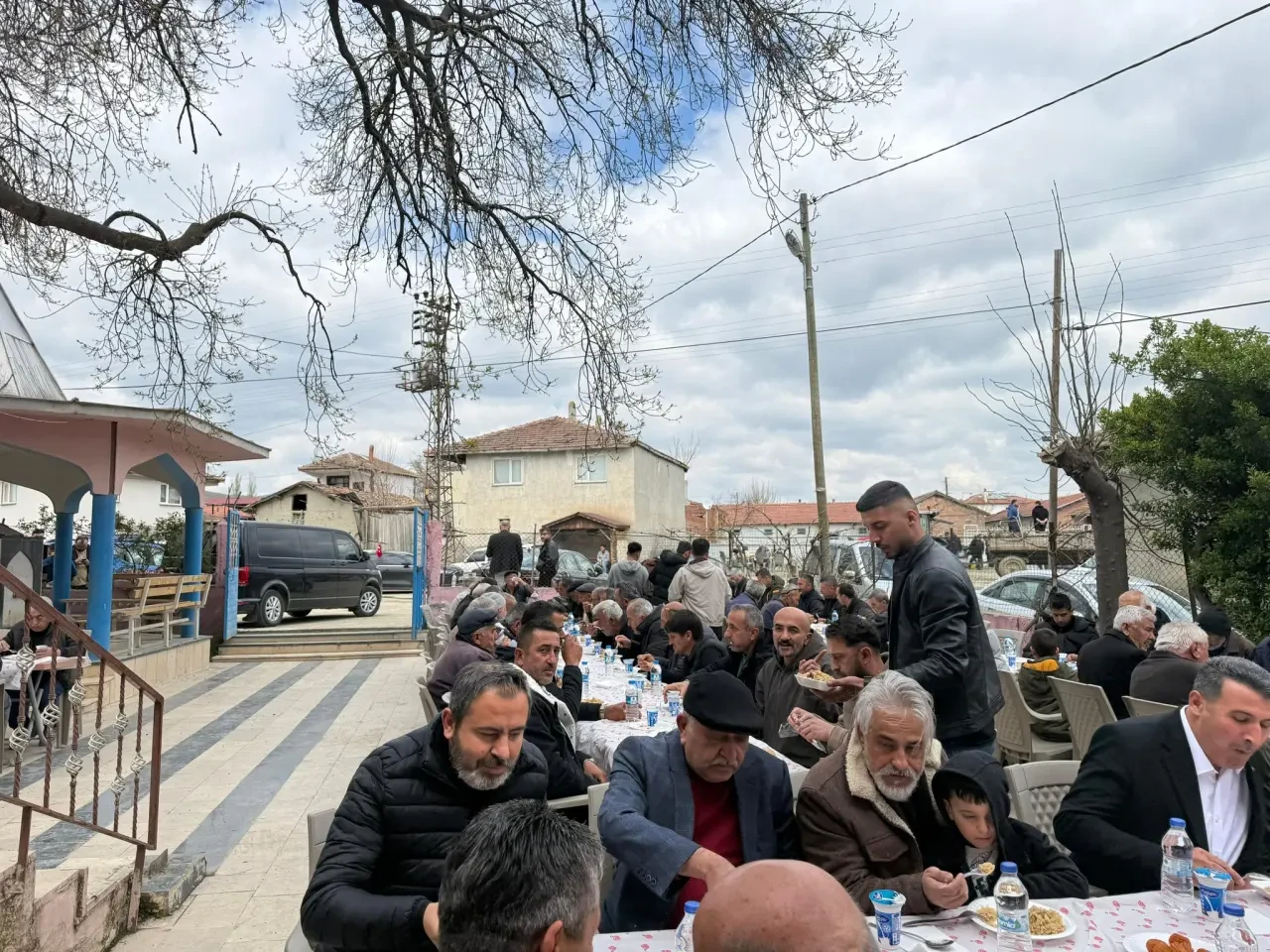 MHP Oluz’da Sahaya İndi 2