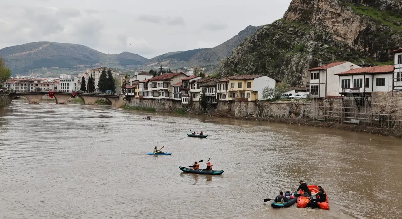Amasya Yeşilırmak’ta Kano Şöleni 3