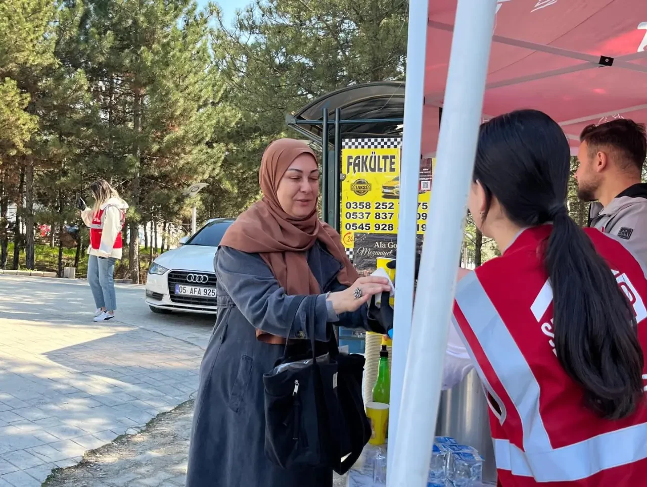 Amasya Chp’den Öğrencilere İkram 4