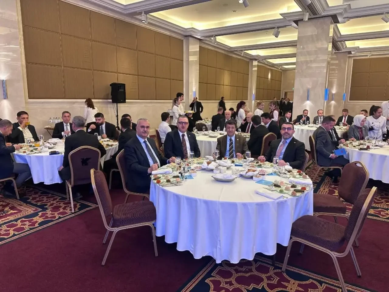 Çilez’den Diplomasi Teması 1