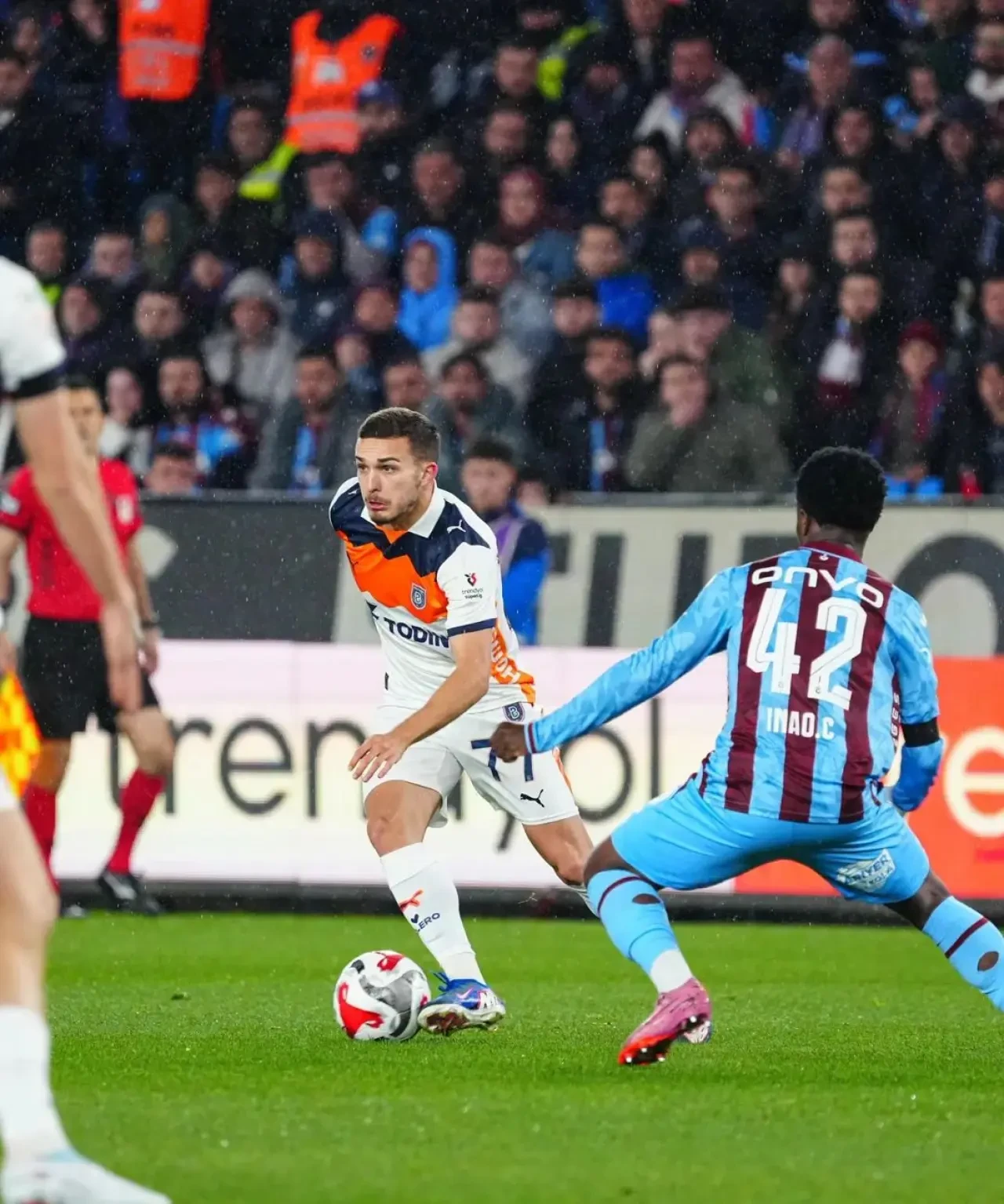 Trendyol Süper Lig: Trabzonspor: 1 - RAMS Başakşehir: 1 2