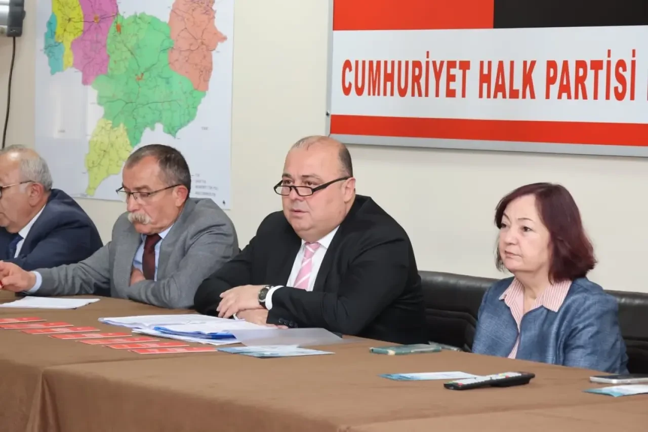 Merzifon CHP Meclis Öncesi Toplandı 6