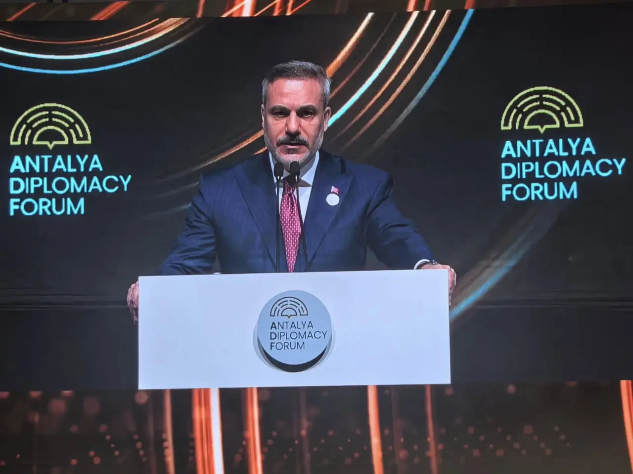 Çilez: “Dünya Diplomasiye Muhtaç” 1