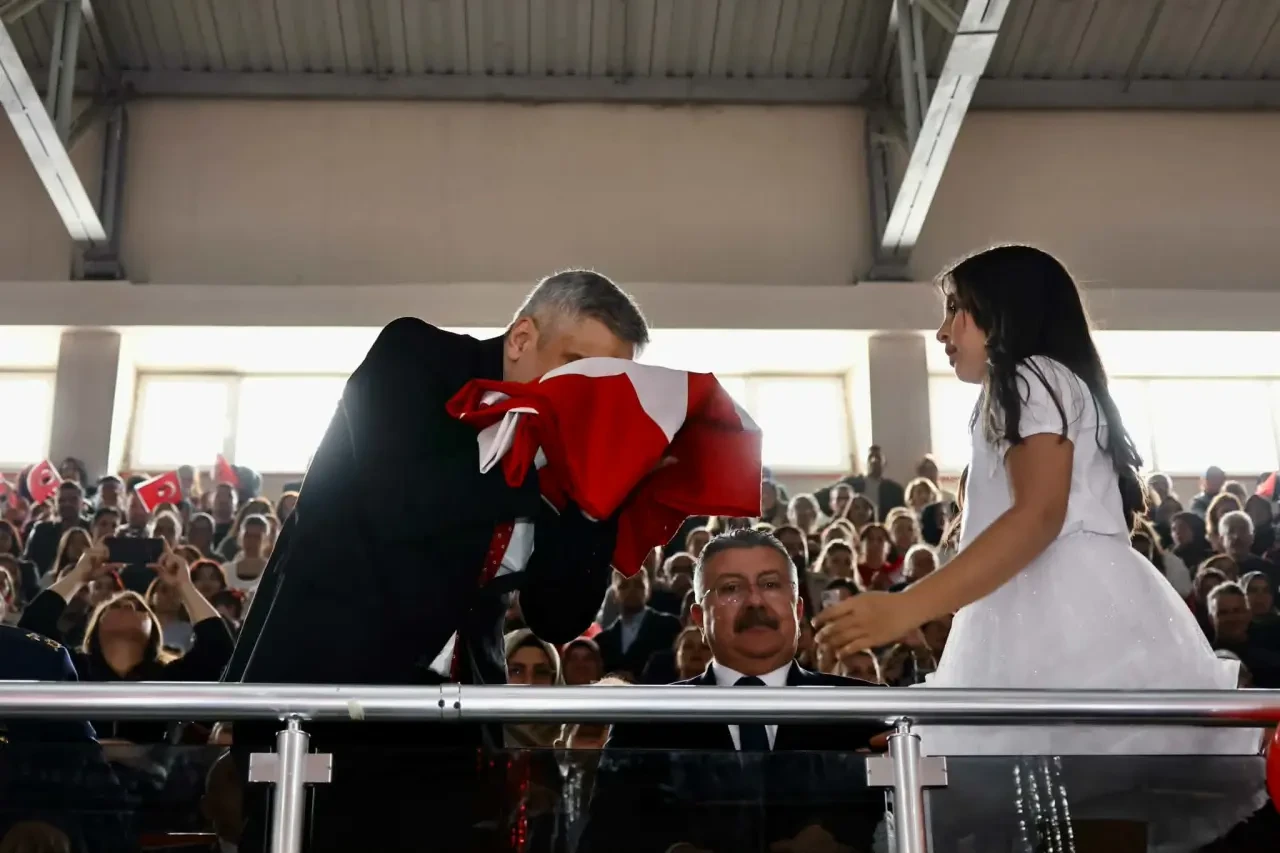 Merzifon’da 23 Nisan Coşkusu: Çocuklar Bayramı Doyasıya Kutladı! 6