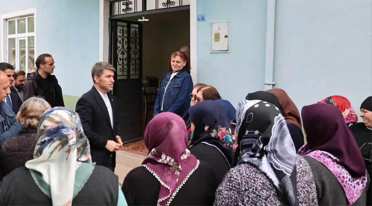 Amasya Valisi Bakan'dan Köy Çıkarması 2