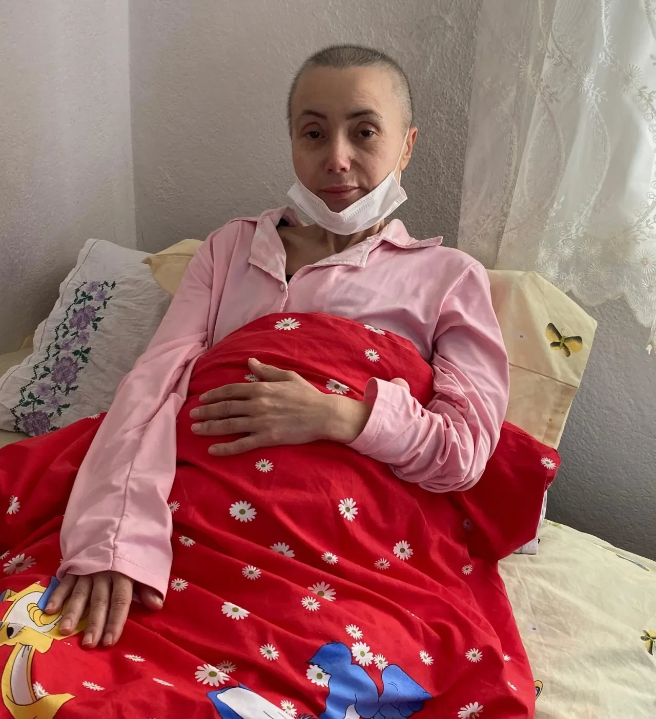 Sahnelerin Sevilen Sesi Ay Yaşam Mücadelesi Veriyor 1