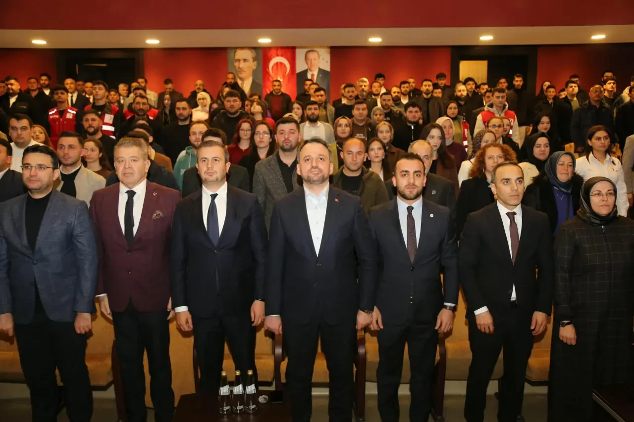 AK Parti Gençlikten Güç Aldı 3