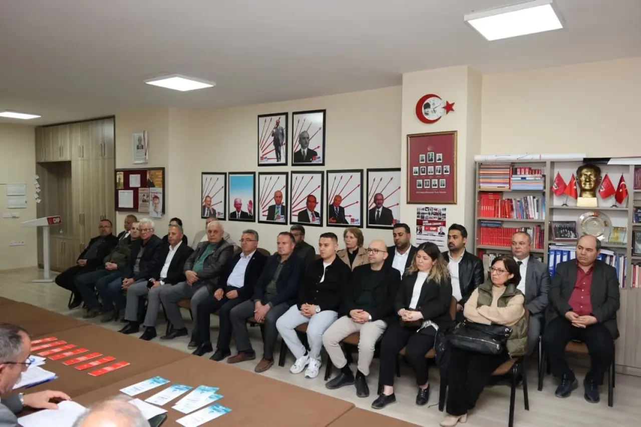 Merzifon CHP Meclis Öncesi Toplandı 4