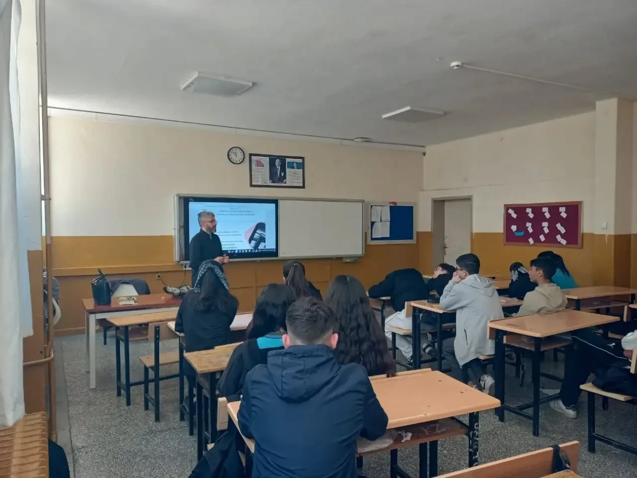 Merzifon’da Öğrencilere “Tüketim Çılgınlığı ve İsraf” Uyarısı 1