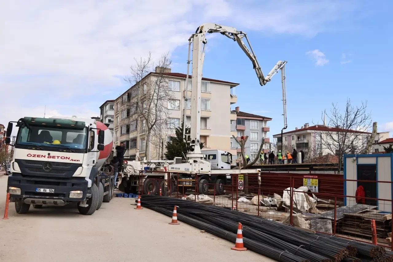 Merzifon’da 70 Kilometrelik Hat Tamamlandı, Sırada Asfalt Var 10