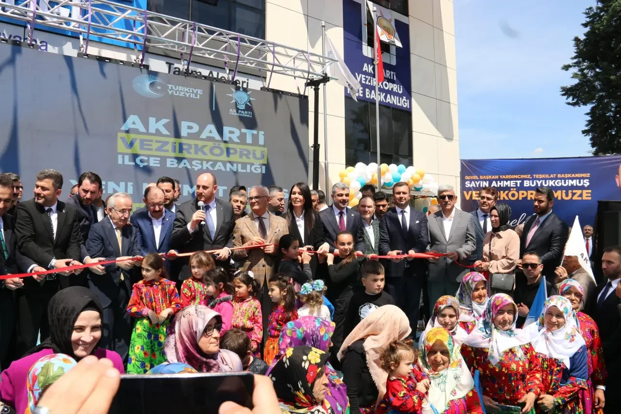 Amasya AK Parti’den Vezirköprü Çıkarması 1