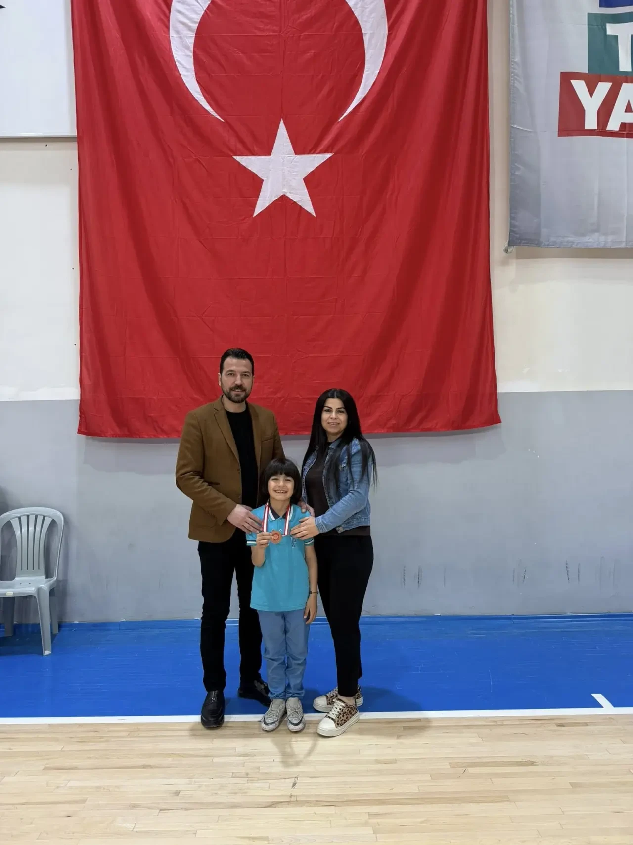 Keleş Üçüncülükle Döndü 3