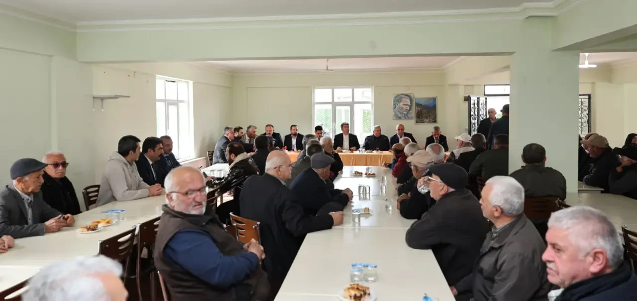 Amasya Valisi Bakan'dan Köy Çıkarması 3