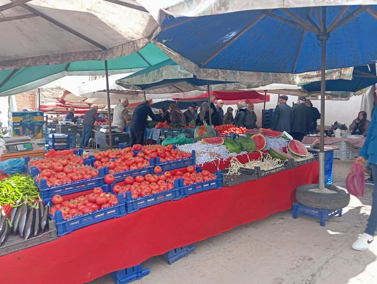 Merzifon Pazarında Yoğunluk! Fiyatlar Cep Yakıyor! 3