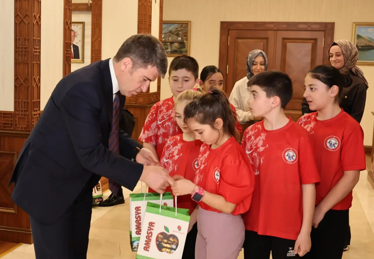 Genç Raketler Amasya Valilikte! 4