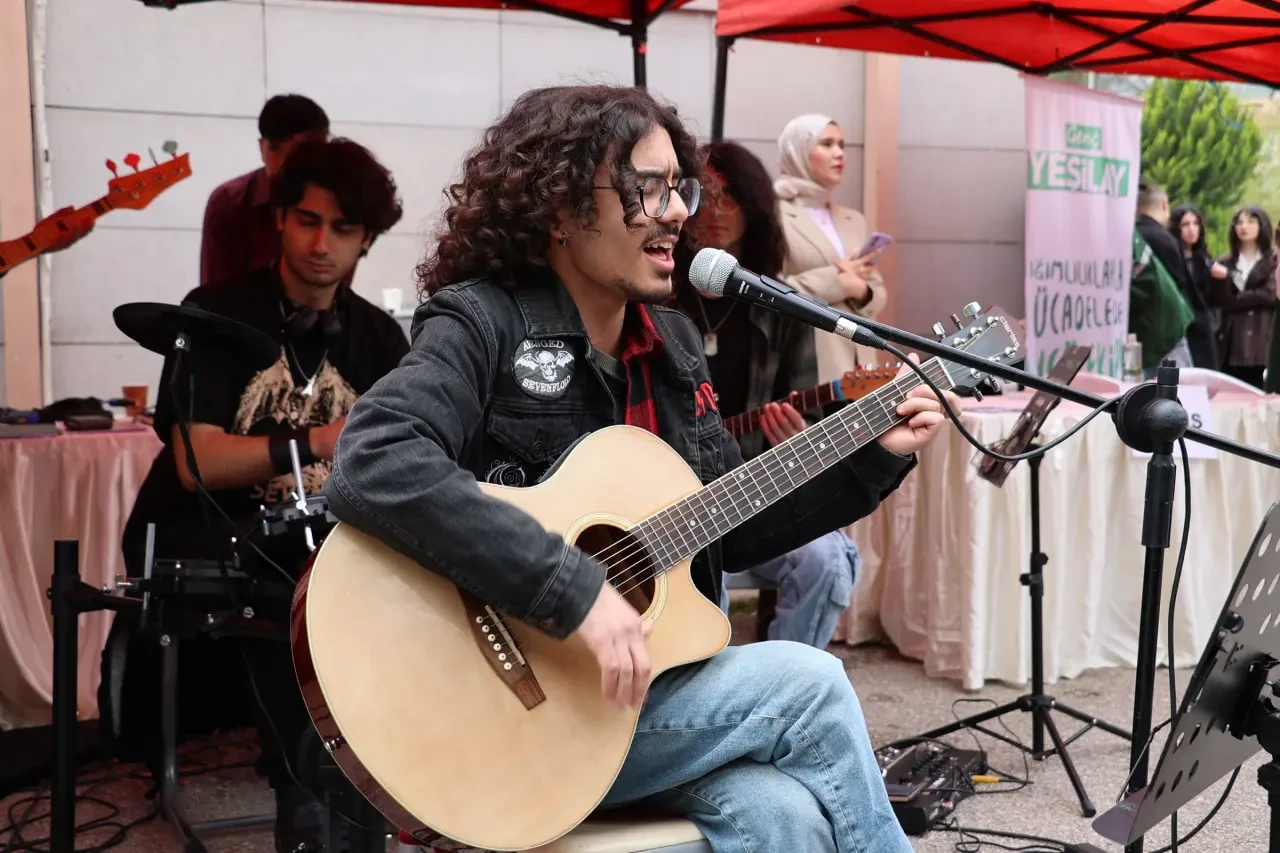 Amasya Üniversitesi’nde Bahar Coşkusu 6