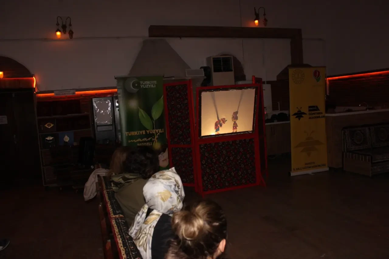 Amasya’da “Karagöz” Rüzgârı Esti 3