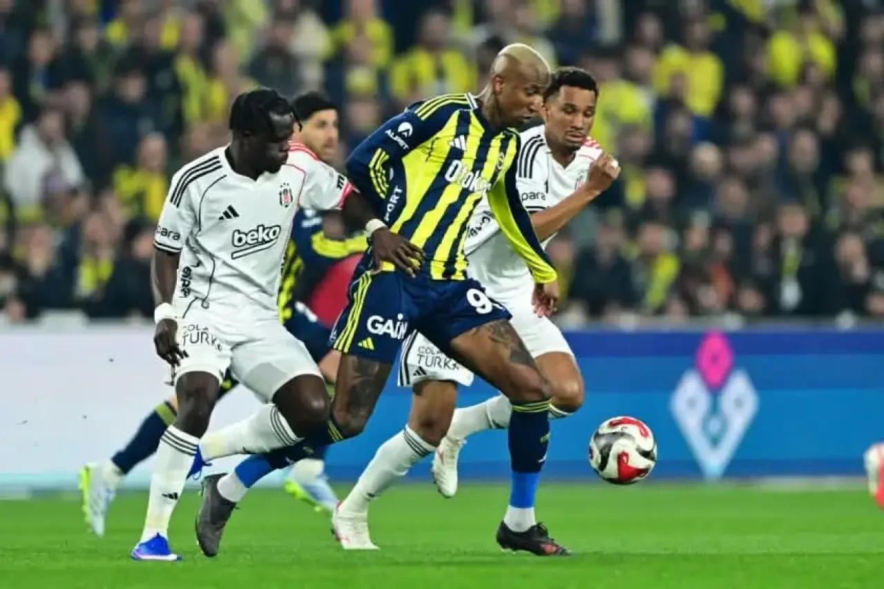 Fenerbahçe uzatmada güldü, zirveye ortak oldu 3