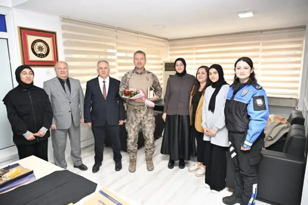 Amasya Emniyette Çocuk Neşesi 1