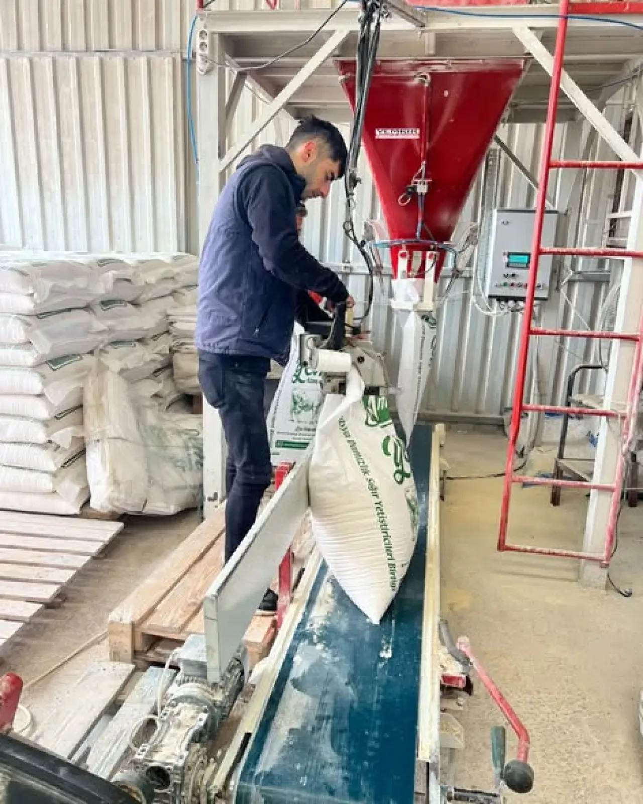 Amasya'da Saatte 5 Tonluk Dev Tesis! 1