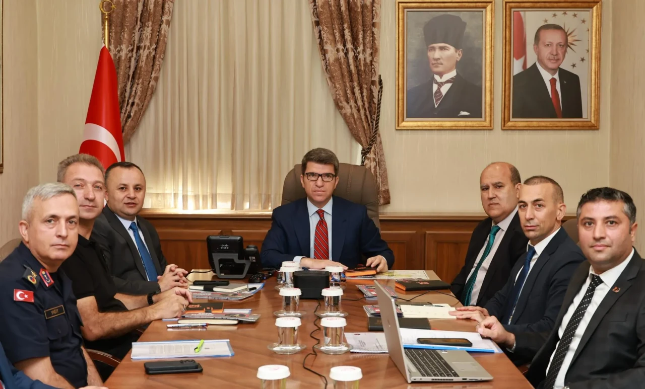 Amasya Valisi Önder Bakan, Trafik Güvenliği Strateji Toplantısın'da