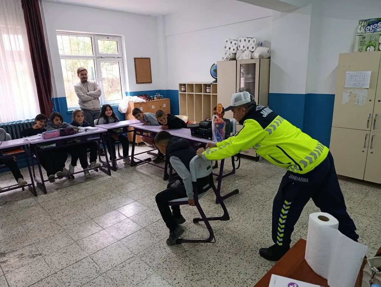 Merzifon Alıcık Köyü’nde Öğrencilere Trafik Eğitimi