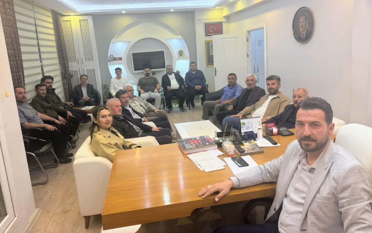 AK Parti Teşkilatı Toplandı