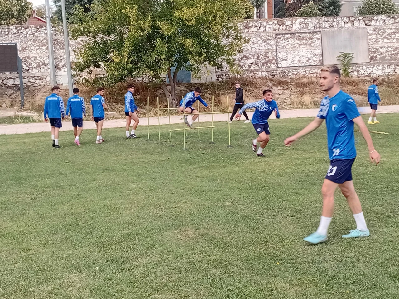 Merzifonspor Çim Sahada İlk Antrenmanını Yaptı