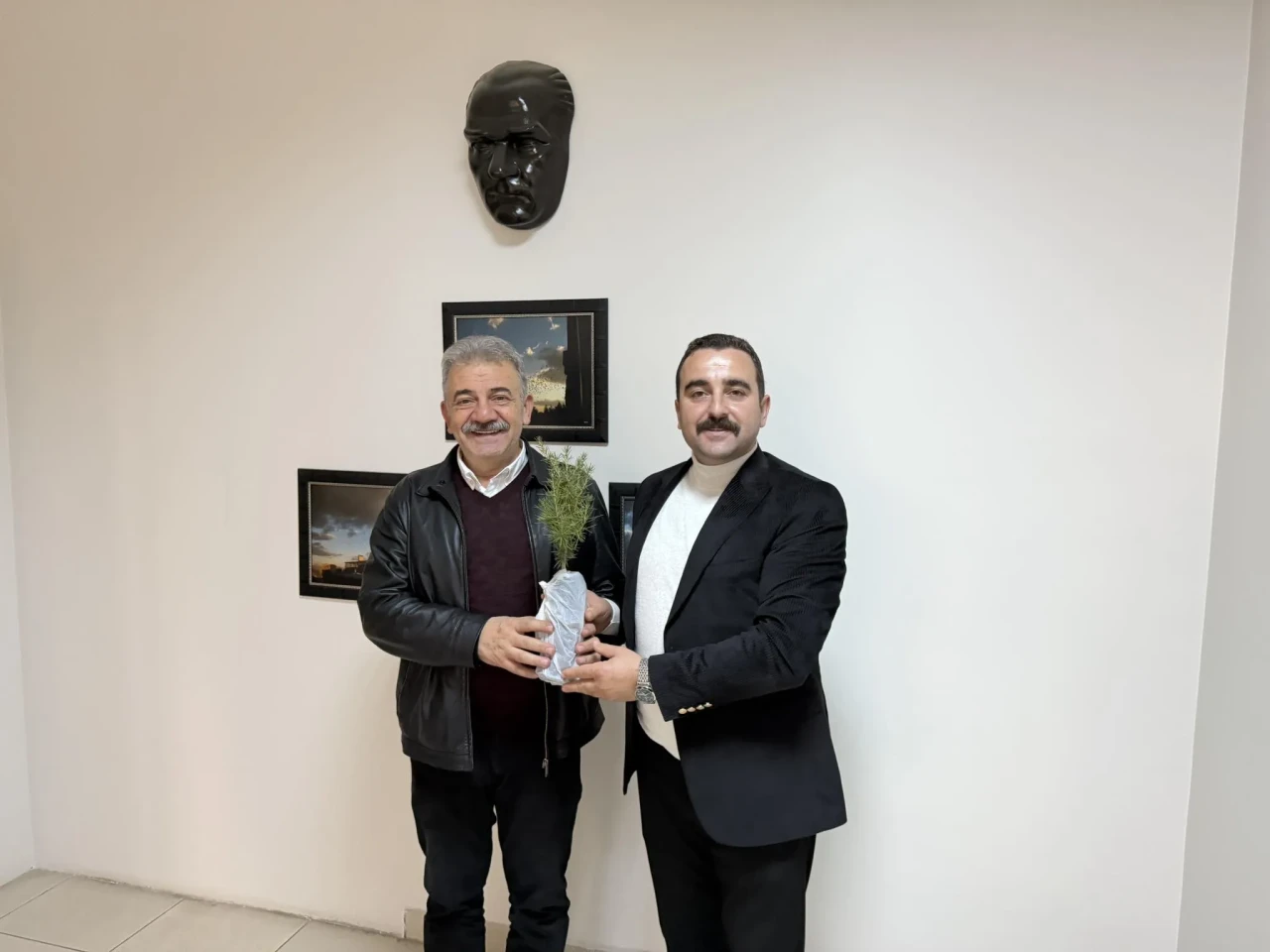Gençlerden Vefa Ziyareti
