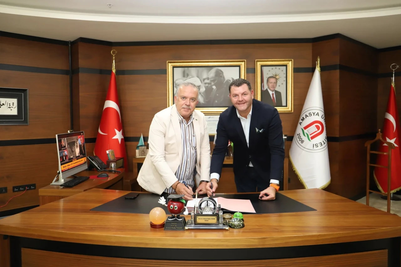 Amasya Üniversitesi Personeline Rekor Promosyon: 100 Bin TL
