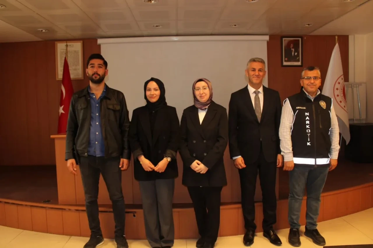 Adliye Personeline Bağımlılıkla Mücadele Eğitimi Verildi