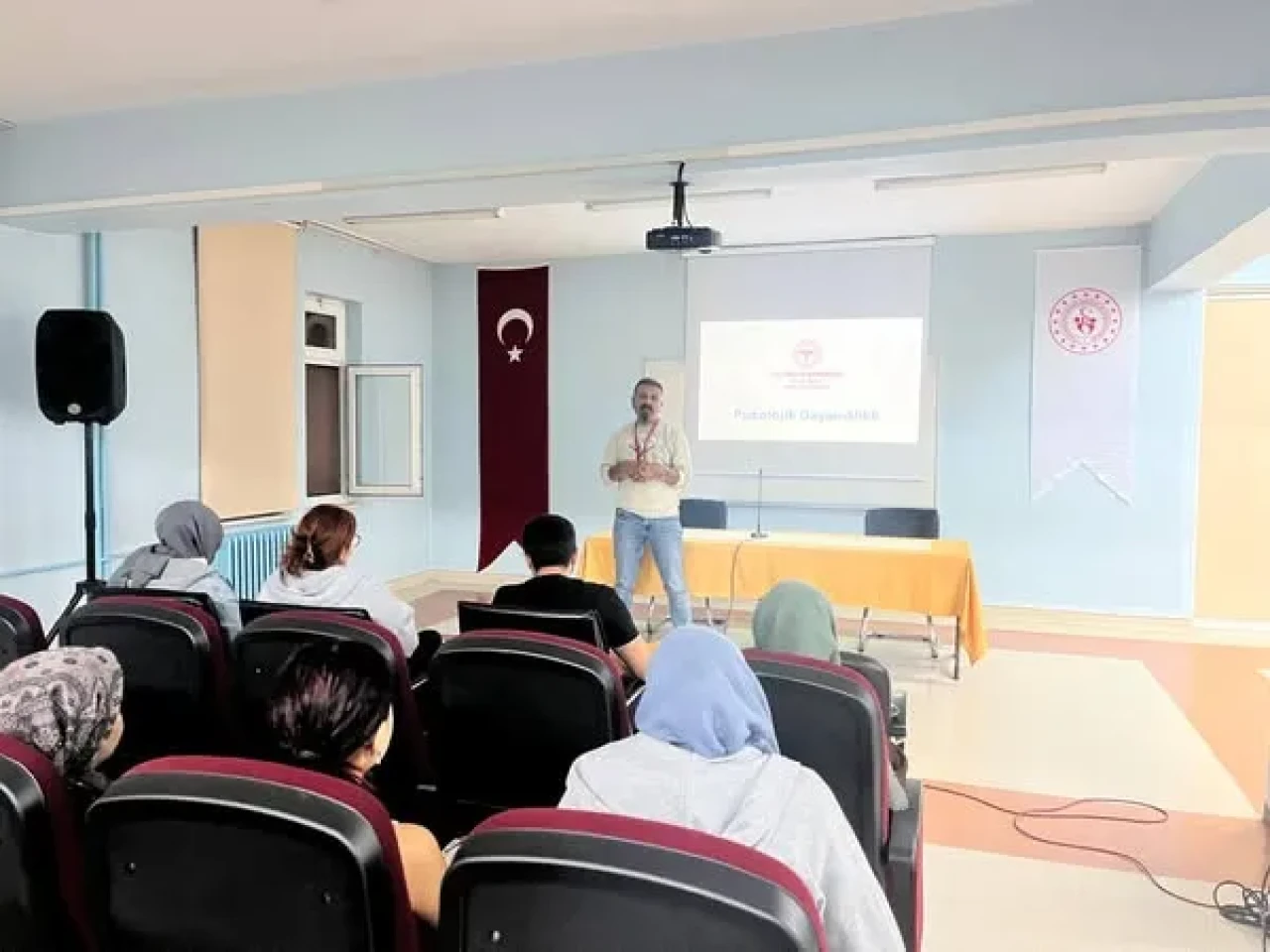 Genç Zihinlere Ruhsal Güç Desteği
