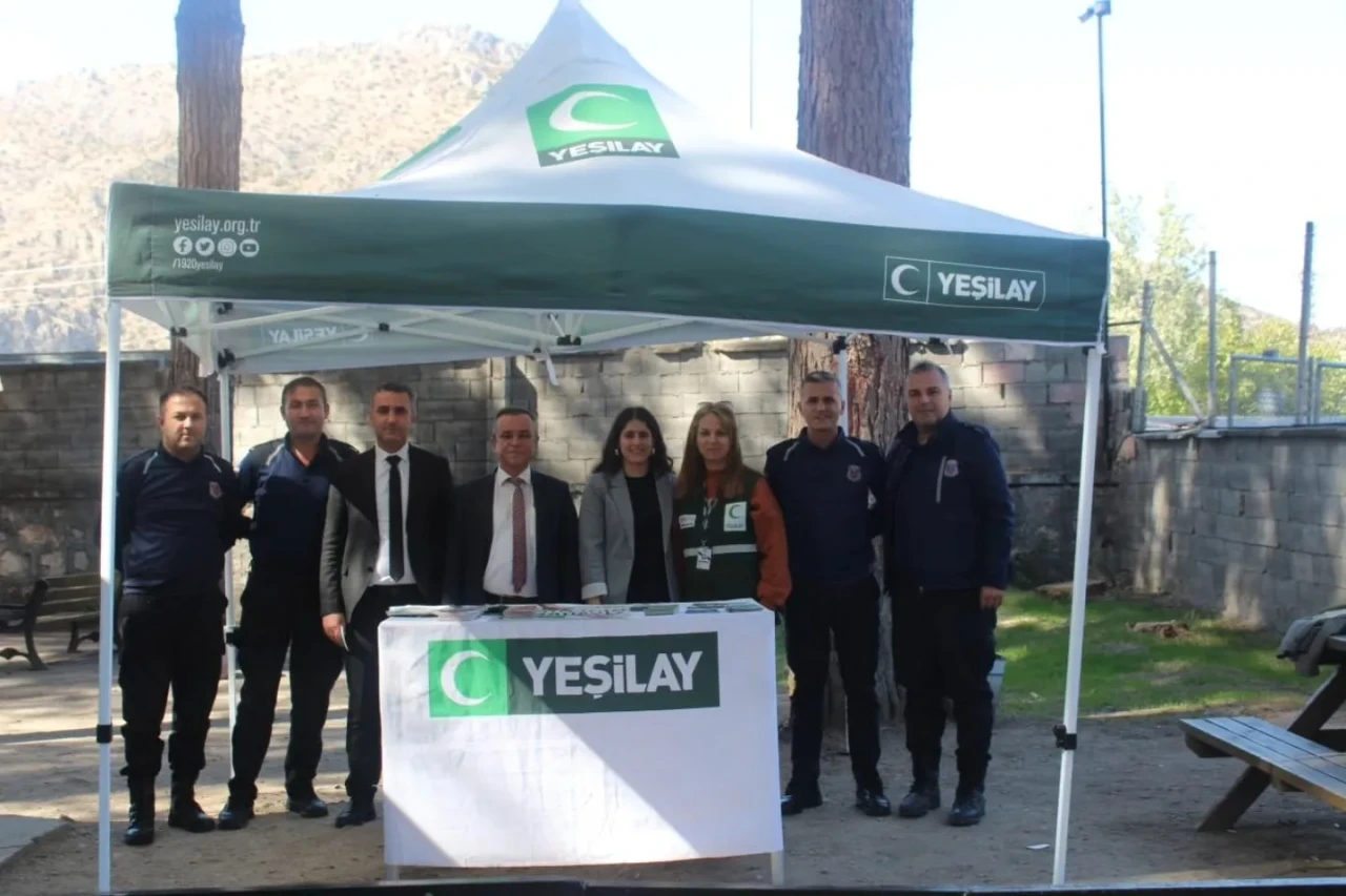 Yeşilay’dan Amasya E Tipi Cezaevinde Bilgilendirme