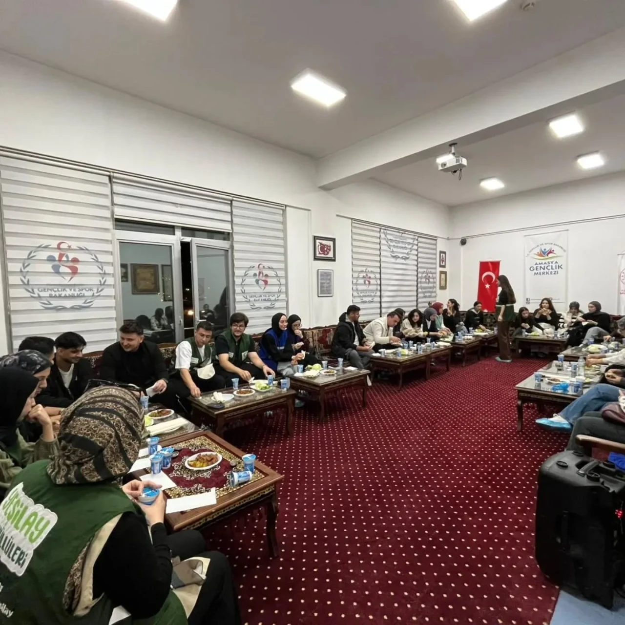 Yeşilay’la Gençlik Ele Ele