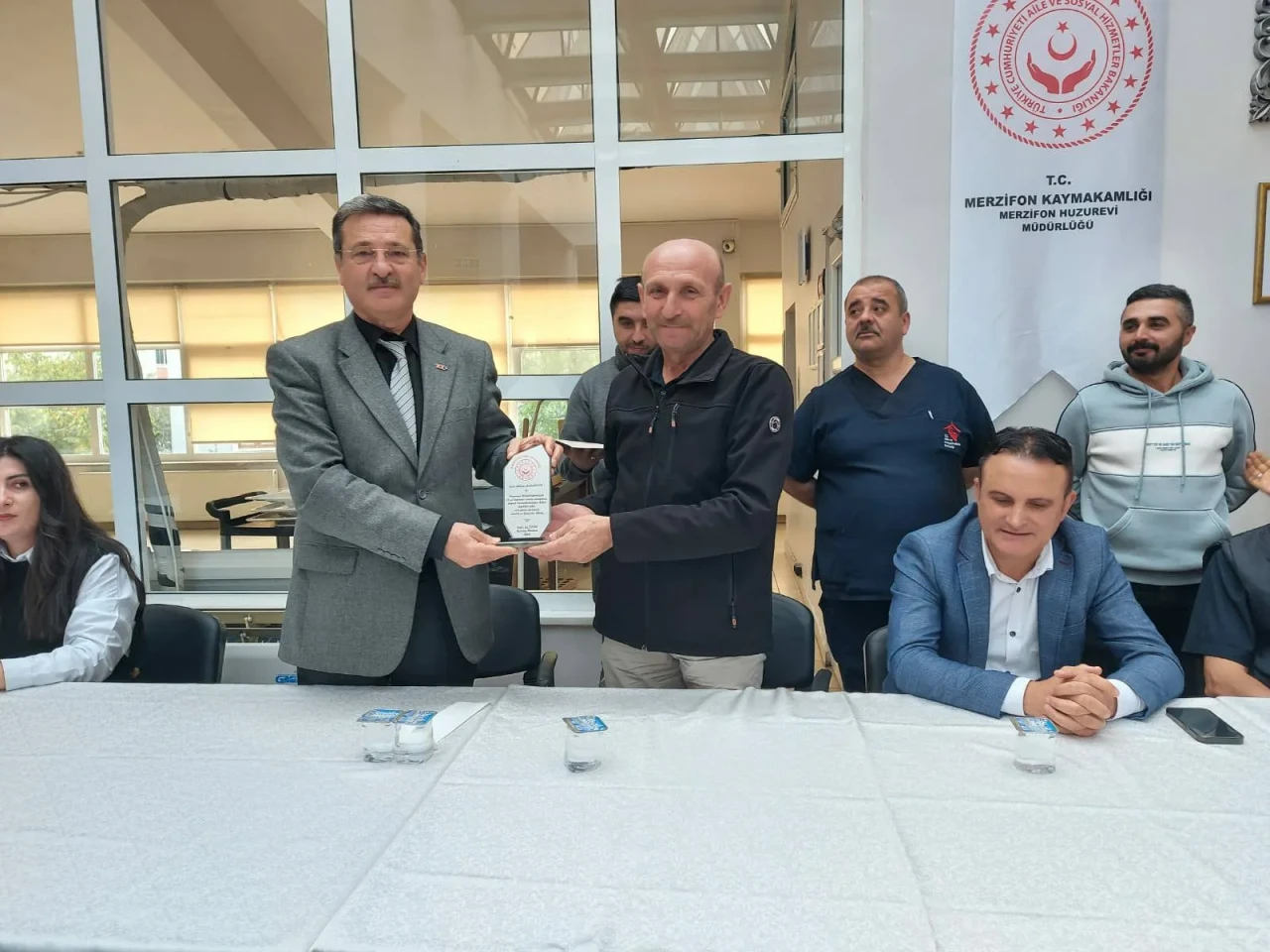 Mesai Arkadaşlarına Veda Gecesi Düzenlediler