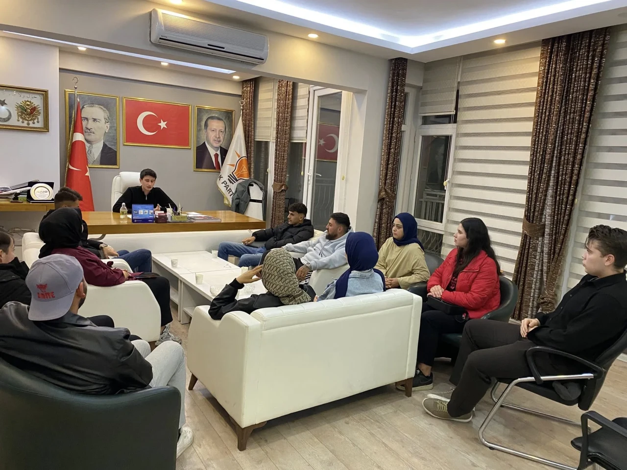 AK Parti Merzifon Gençliği Yeni Hedeflerini Belirledi