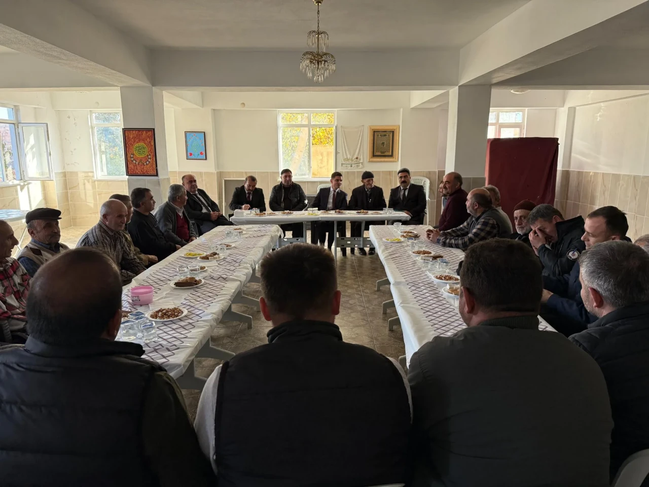 Kaymakam Kartal Şeyhli’de Halkla Buluştu