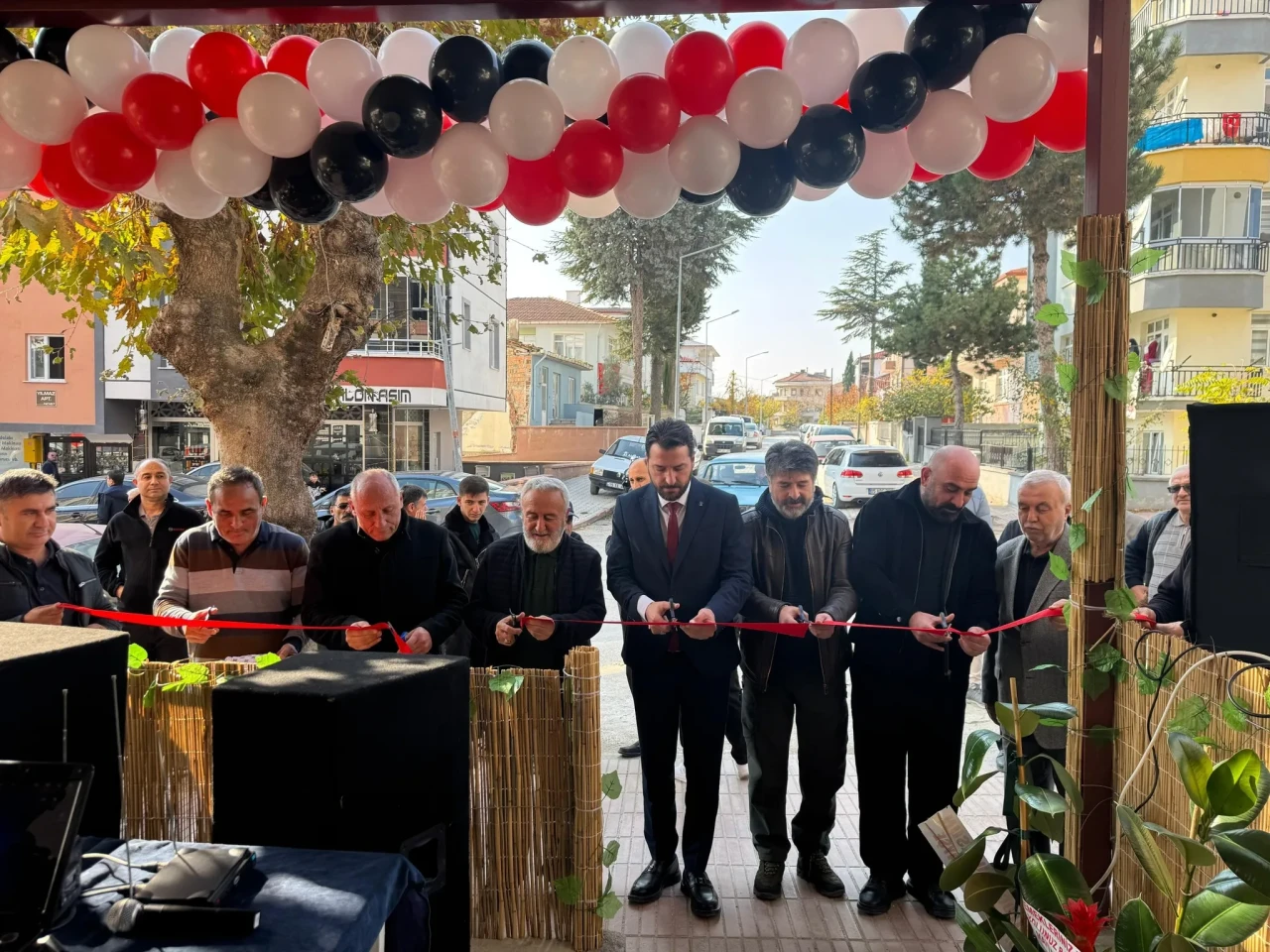 Sofular Mahallesi’nde Yeni Lezzet Durağı Hizmete Açıldı