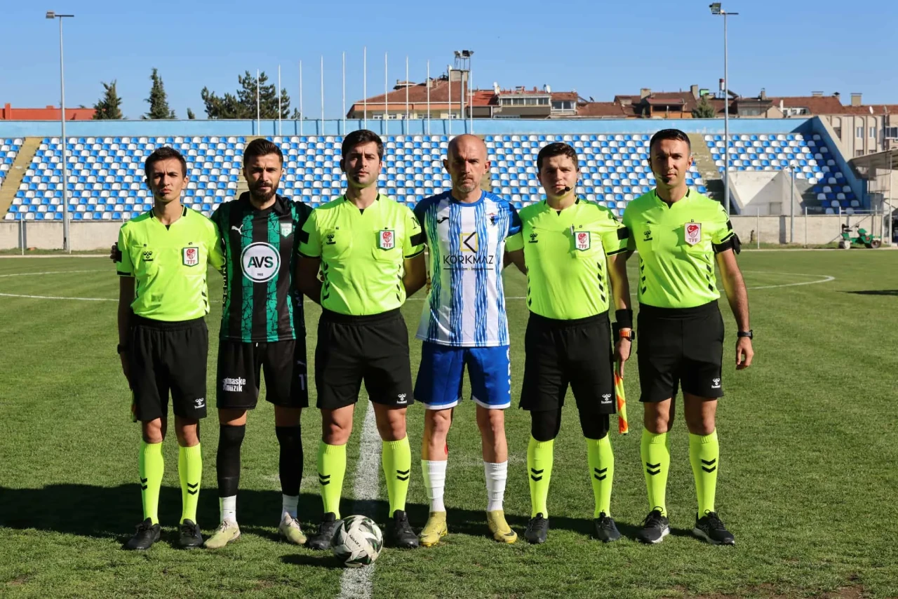 Hakem Bekir Özcan’dan Basiretsiz Yönetim!