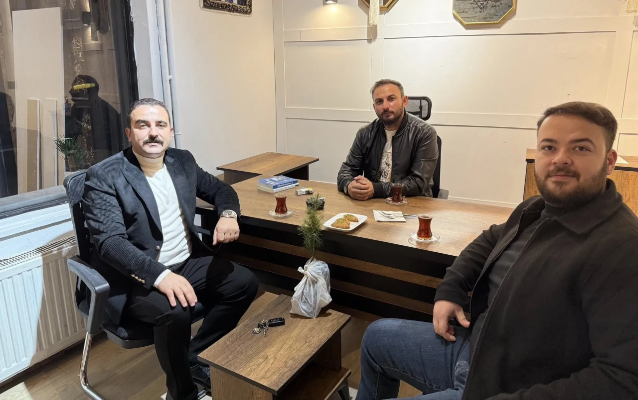 Kökten Gelen Dayanışma