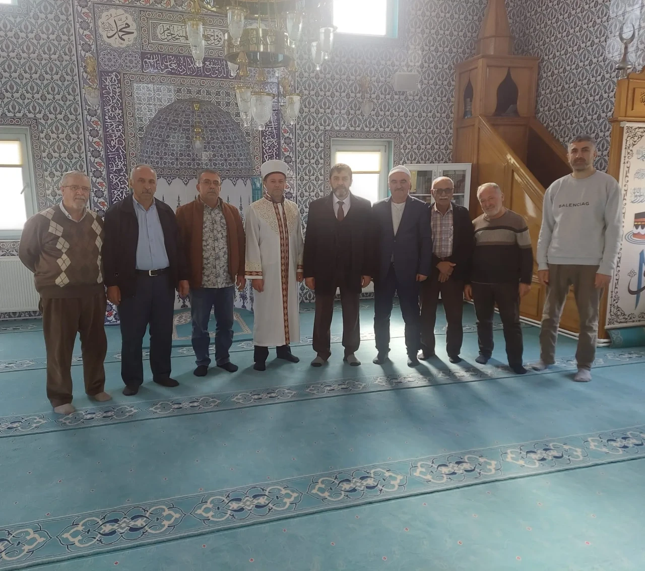 Ana’dan Karşıyaka Camii’ne Ziyaret
