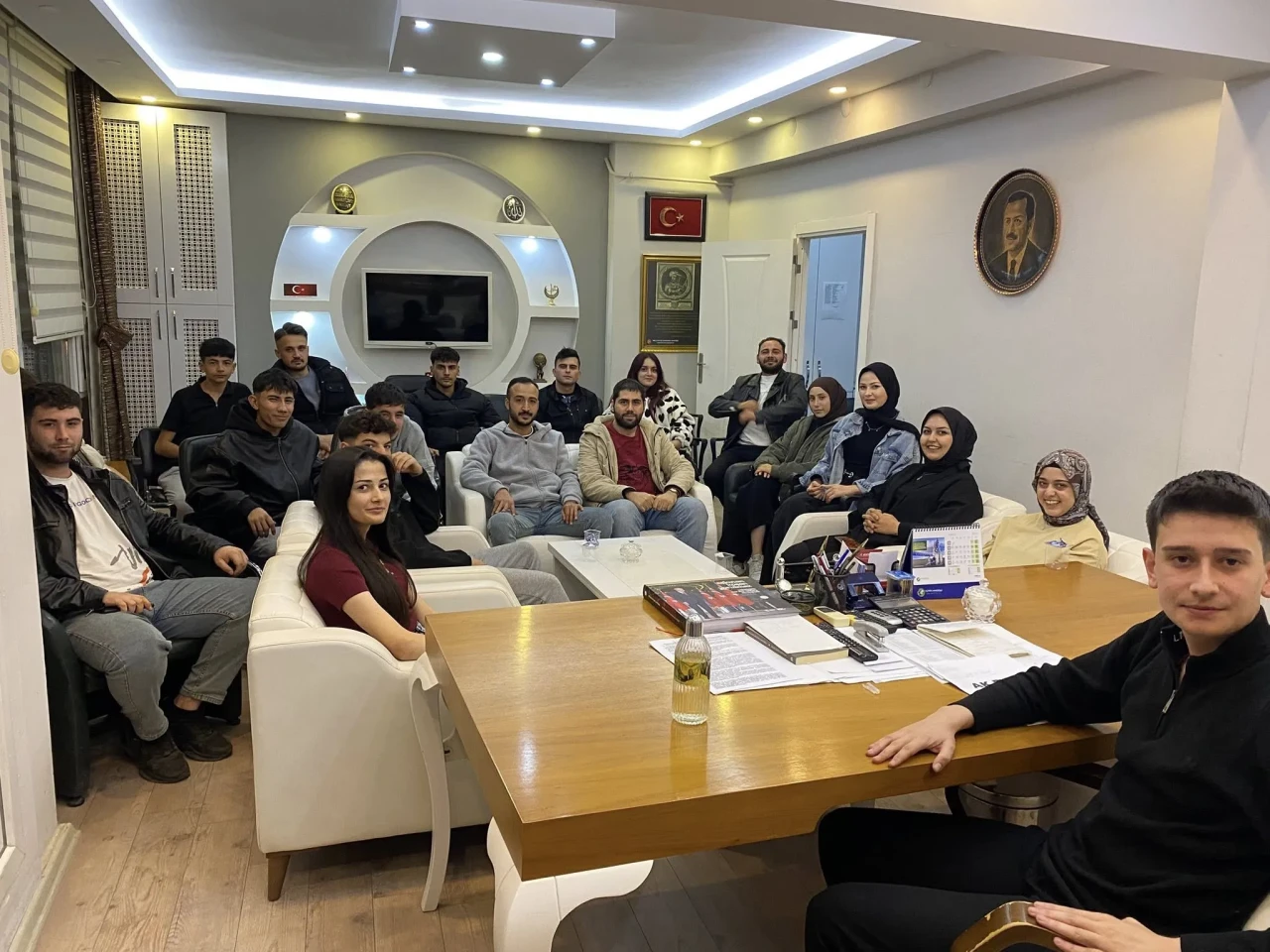 AK Gençlik Haftalık Toplantısını Gerçekleştirdi