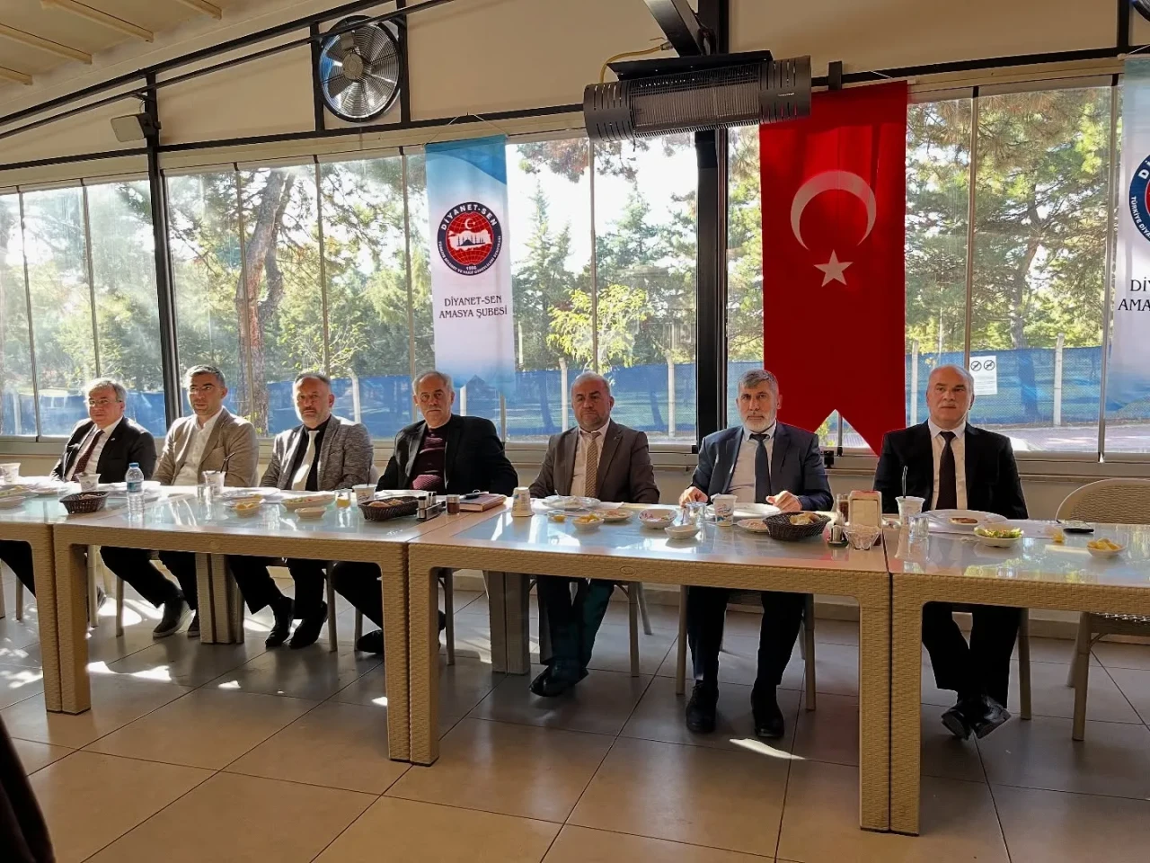 Din Görevlileri Yemekte Buluştu