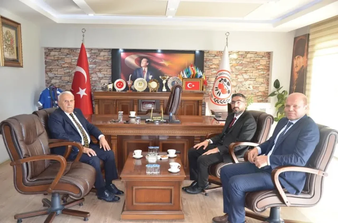 Yeni Müftüden Başkan Şahin’e Ziyaret